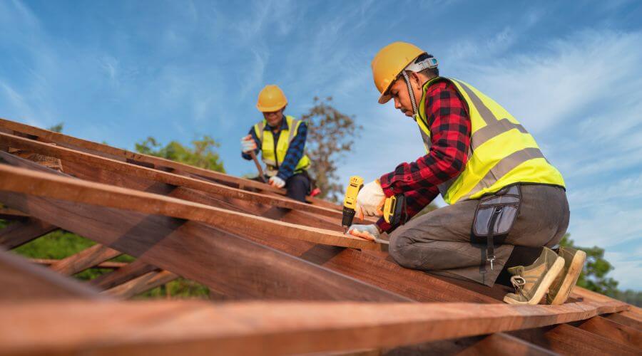 Professional gutter cleaning in Huntington Park, CA